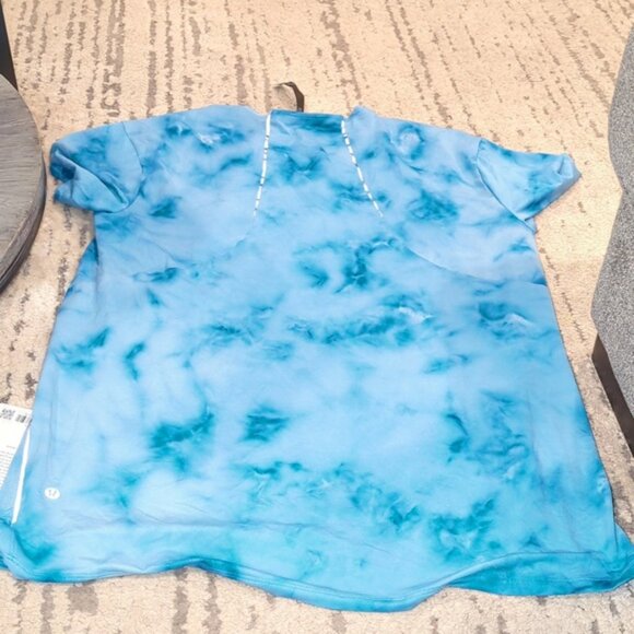 NWT Lululemon Fast & Free Spray Tee - Picture 9 of 10